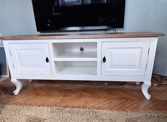 Stolík pod TV - 5