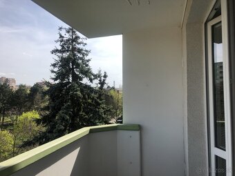 Prenajmem zrekonštruovaný svetlý 1-izbový byt v Skalici - 5