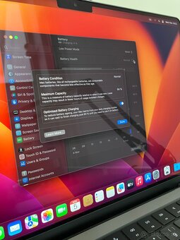 Apple Macbook Pro 14” - M2 Pro - 5