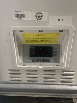 Truhlicový mrazak - 5