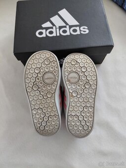 Botasky Adidas veľkosť 26 - 5