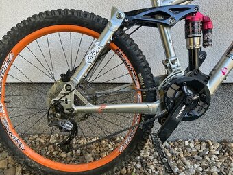 Bicykel UMF Freddy 1 Disc – celoodpružený freeride/dh - 5