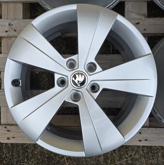 ORIGINÁL ŠKODA HLINÍKOVÉ DISKY 5x112 R17 - 5