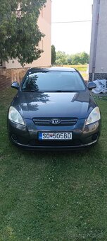 Predam Kia ceed - 5