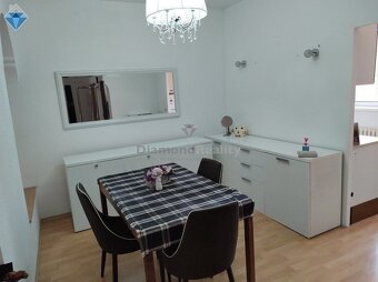 Na prenájom rodinný dom v Nitre - Chrenová -garáž a záhrada - 5