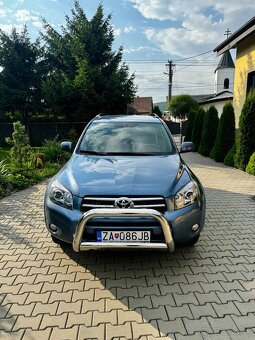 Predam toyotu rav4 - 5