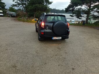 Toyota RAV 4 2,2 D-4D 4x4 - 5
