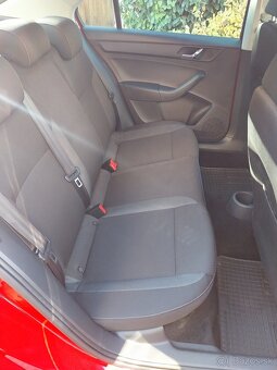 Škoda Rapid 1,2 TSI kupovaná na SR rok 3/2015 iba 79000 km - 5