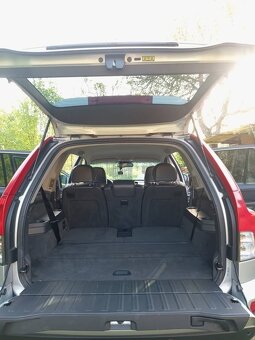 Ponúkam na predaj Volvo XC90 D5 AWD - 5