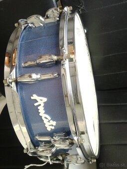 Predam Vintage Amati snare so stojanom.1960 65 eur - 5