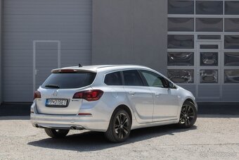Opel Astra Sport Tourer 2.0 CDTI BiTurbo - 5