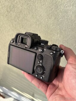 Sony A7 IV - 5