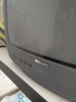 Predám 2x tv plus stolik - 5