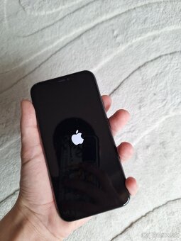 iPhone 11 Čierny - 5