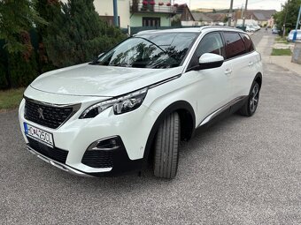 Peugeot 5008 - 5