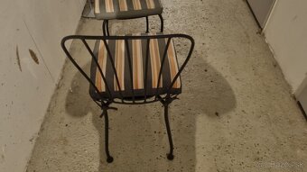 Predám 2 záhradné stoličky - 5