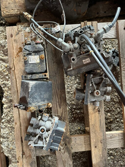 DAF XF105 náhradné diely - 5