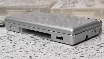 NINTENDO DS Lite + 2hry + adapter - 5
