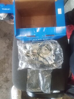 Vodná pumpa SKF VKPC 81341 - 5