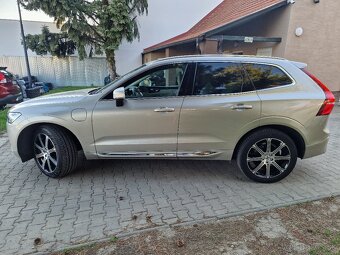 Volvo XC60 T8 Twin Engine 4x4 A/T 408k Hybrid (benz+elektr) - 5