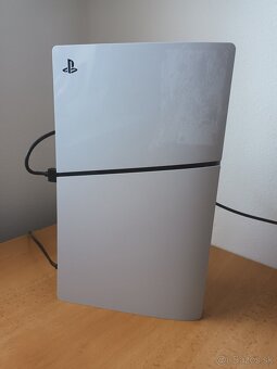 PlayStation 5 slim - 5