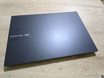 Asus Vivobook 16 model 2024 s Ryzen 9 procesorom 7 generacie - 5