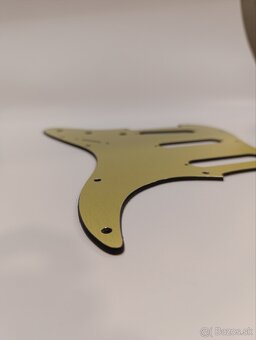 Pickguard pre STRATOCASTER brúseny hliník zlatý - 5