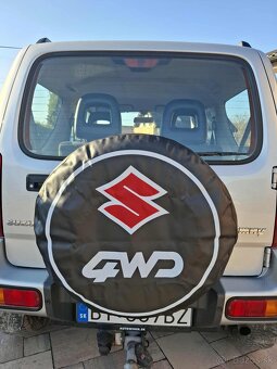 SUZUKI JIMNY 1,5 DDIS 4x4 - 5