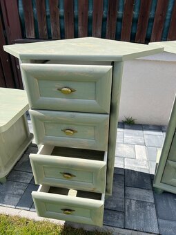 Krásny rustikálny nábytok - 5