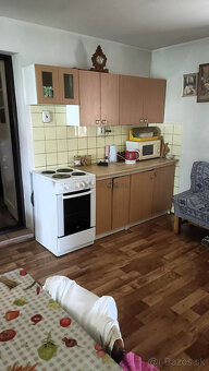 Na predaj rodinný dom s veľkým pozemkom v obci Vaľkovce - 5