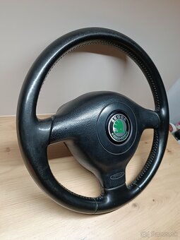Prodám tříramenný volant Škoda Octavia I/ Fabia I - 5