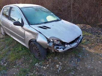 Predám Peugeot na súčiastky - 5
