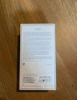 Apple iPhone 8 128GB S príslušenstvom - 5