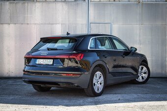Audi E-tron 55 quattro, 300kW, Webasto, Vzduch, ťažné - 5