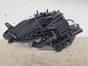 Škoda Superb 2 II LIFT 13- pravy predný bi-xenon - 5
