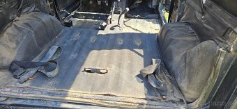 Suzuki Samurai 1,3í - široky model - rozpredám - 5