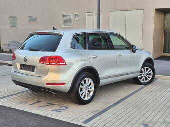 Volkswagen Touareg II 3.0 TDI V6 - 5
