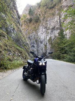Yamaha MT09 - 5