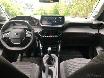 Peugeot 208 1,2 i - 5