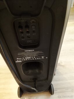 Zdravim mám na predaj reproduktor JBL ako noví - 5