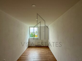 🏡 NA PREDAJ VEĽKOMETRÁŽNY 3-IZBOVÝ BYT – PRIEVIDZA - 5