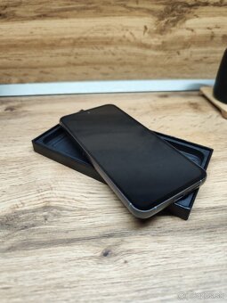 Samsung Galaxy s23 fe - 5