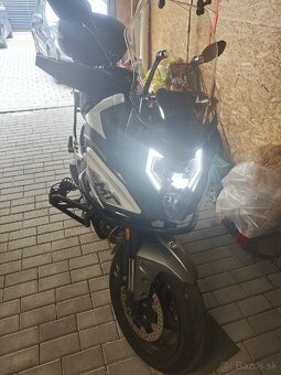 Cf moto mt700 - 5