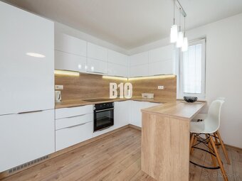 REZERVOVANÉ Slnečný 2 izbový byt s balkónom v novostavbe - N - 5