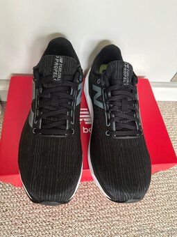 Bezecke tenisky New Balance Propel - 5