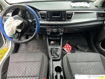 KIA Rio IV 4 rozpredam na diely - 5