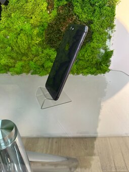 Apple iPhone 8 Plus 64gb Space Gray - 5