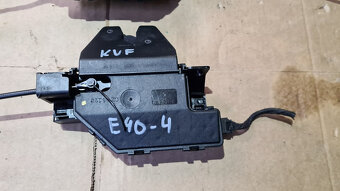 Zámok kufra BMW e90 316 318 320 325 - 5