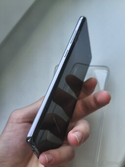 8/128GB Samsung S10+ - 5