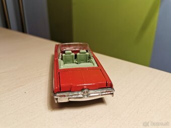 ZLAVA Corgi toys Chrysler Imperial - 5